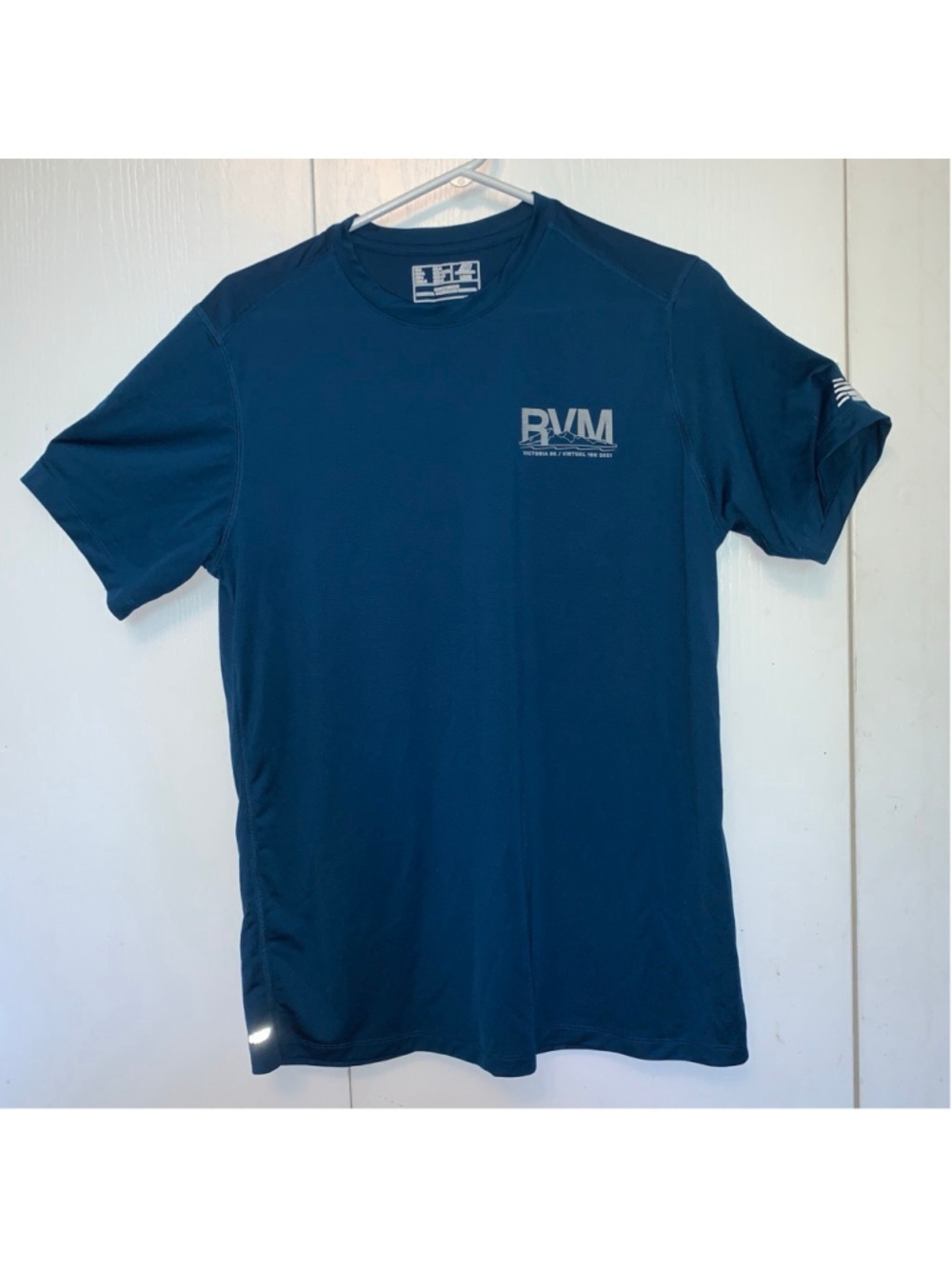 Men's New Balance Blue T-Shirt Size Large